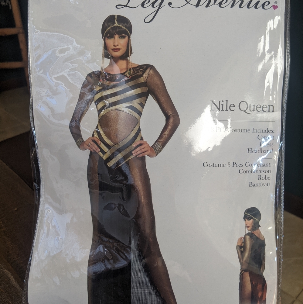 Leg Avenue Nile Queen costume